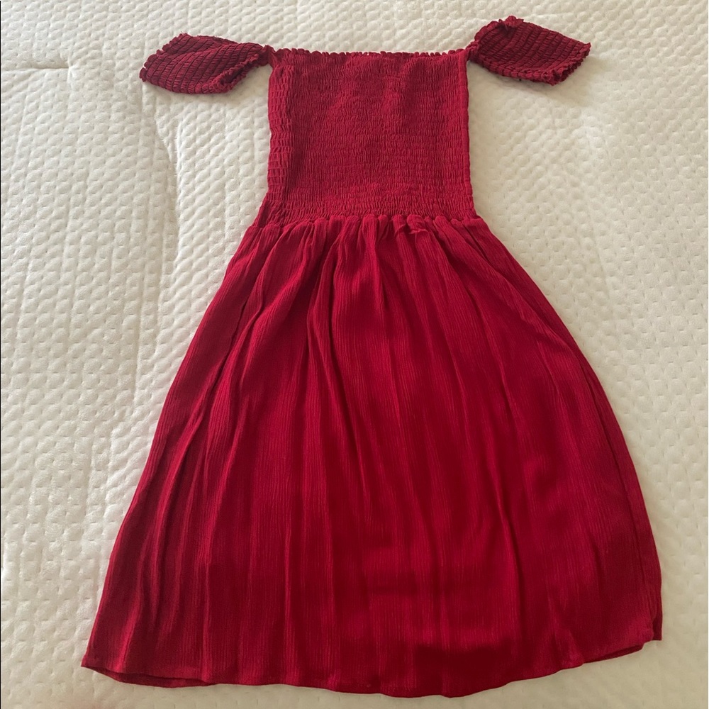 Medium off- shoulder red summer dress